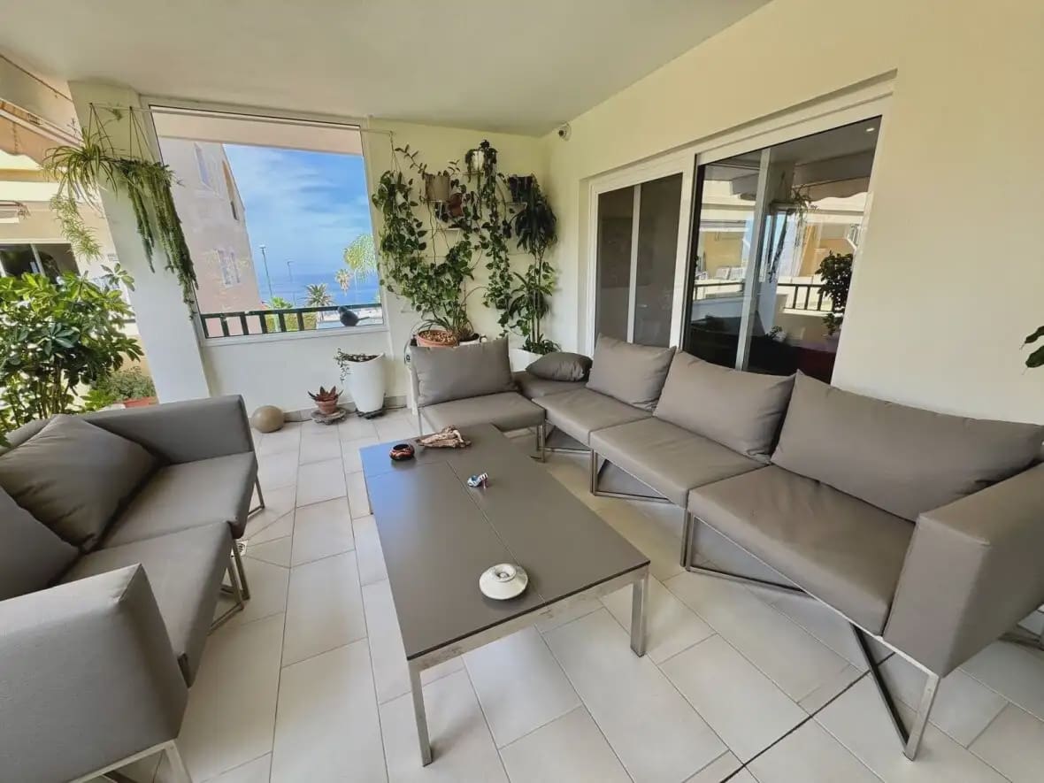 Adosado de 4 habitaciones en Puerto de la Cruz en venta con garaje - 1.100.000 € (Ref: 10021889)