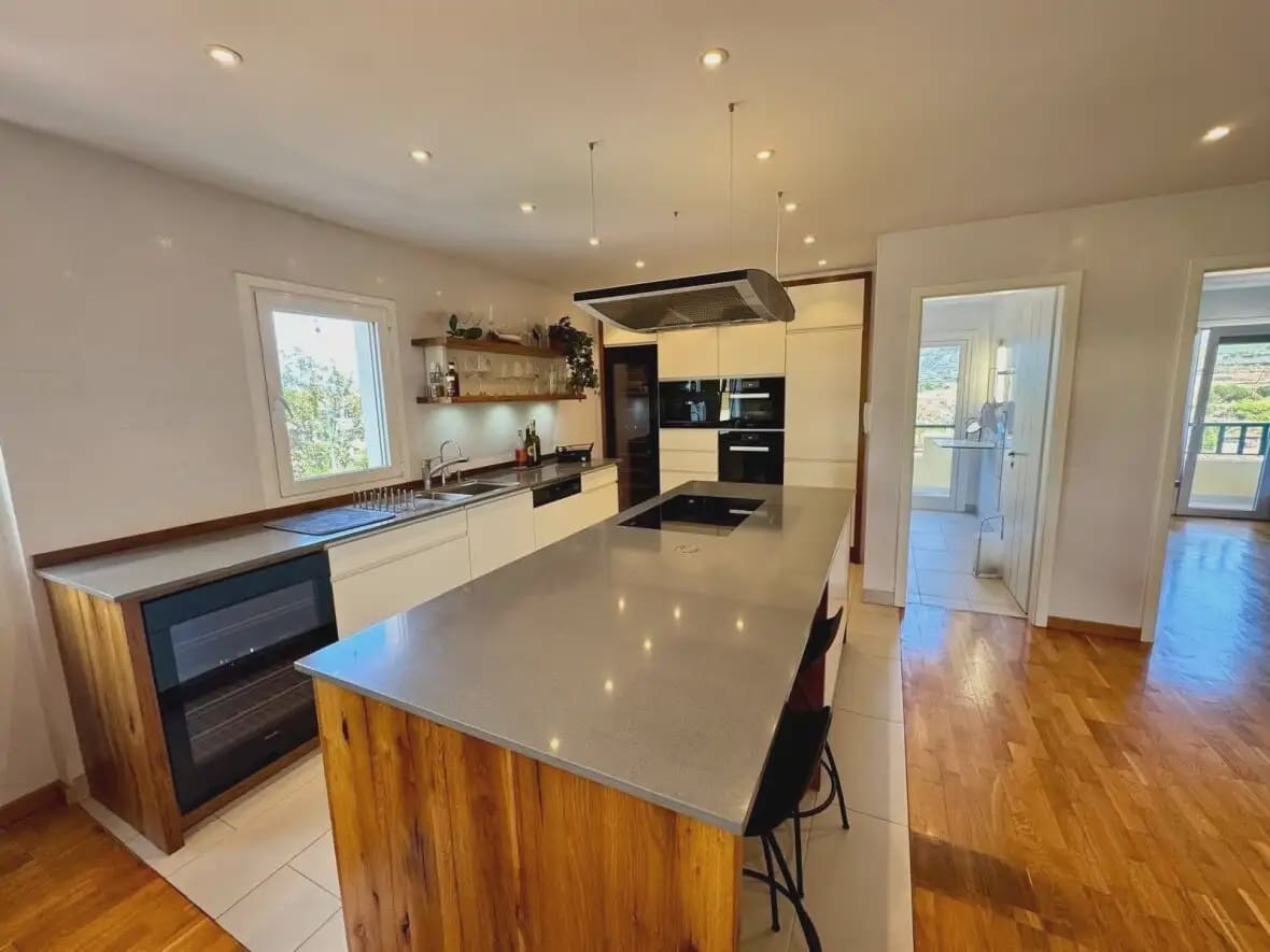 Adosado de 4 habitaciones en Puerto de la Cruz en venta con garaje - 1.100.000 € (Ref: 10021889)