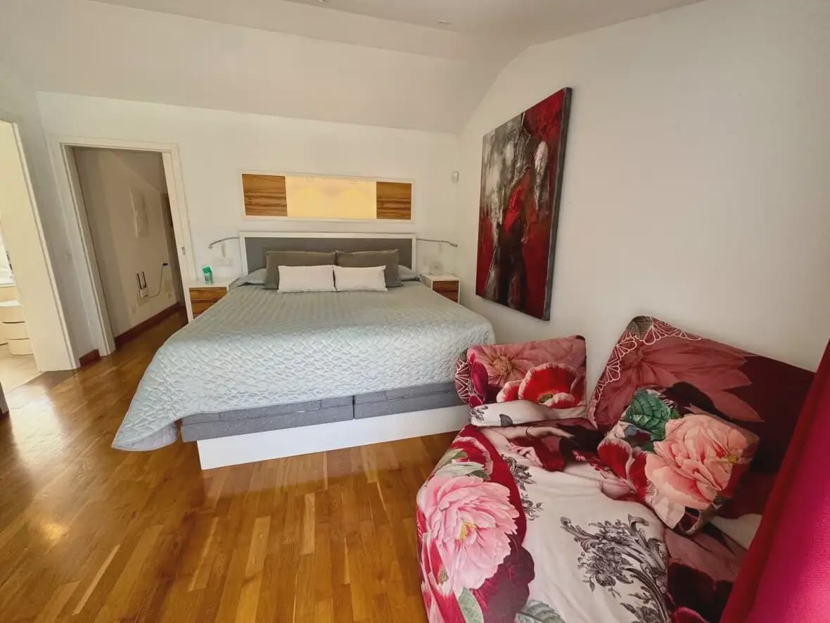 Adosado de 4 habitaciones en Puerto de la Cruz en venta con garaje - 1.100.000 € (Ref: 10021889)