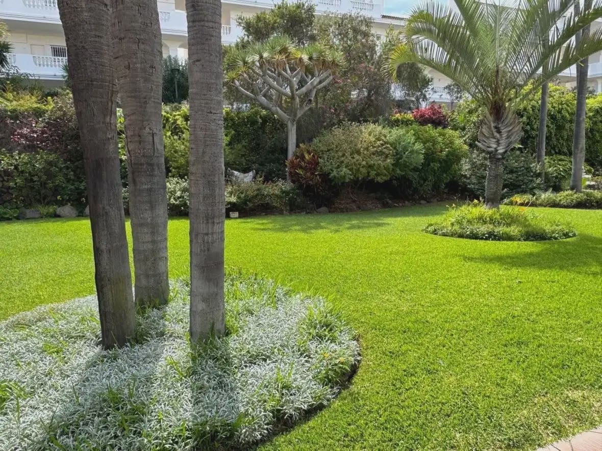 Adosado de 4 habitaciones en Puerto de la Cruz en venta con garaje - 1.100.000 € (Ref: 10021889)