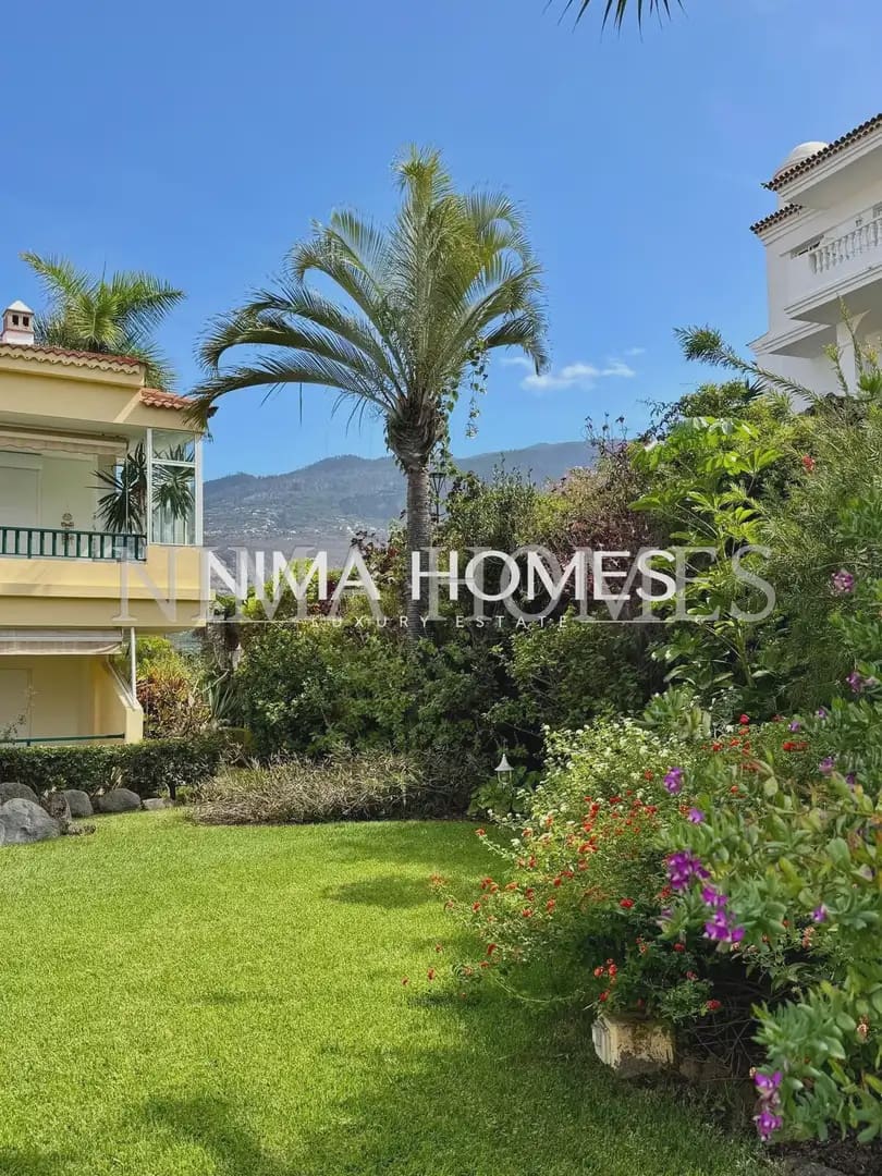 4 bedroom Terraced Villa for sale in Puerto de la Cruz with pool garage - € 890,000 (Ref: 10021889)