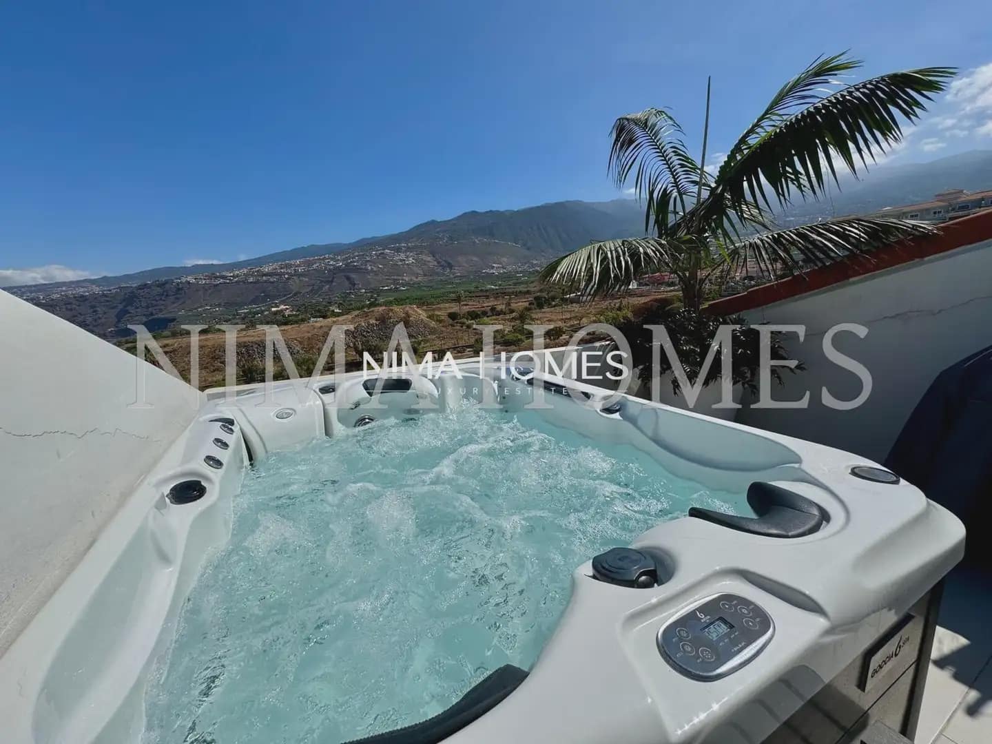 4 bedroom Terraced Villa for sale in Puerto de la Cruz with pool garage - € 890,000 (Ref: 10021889)