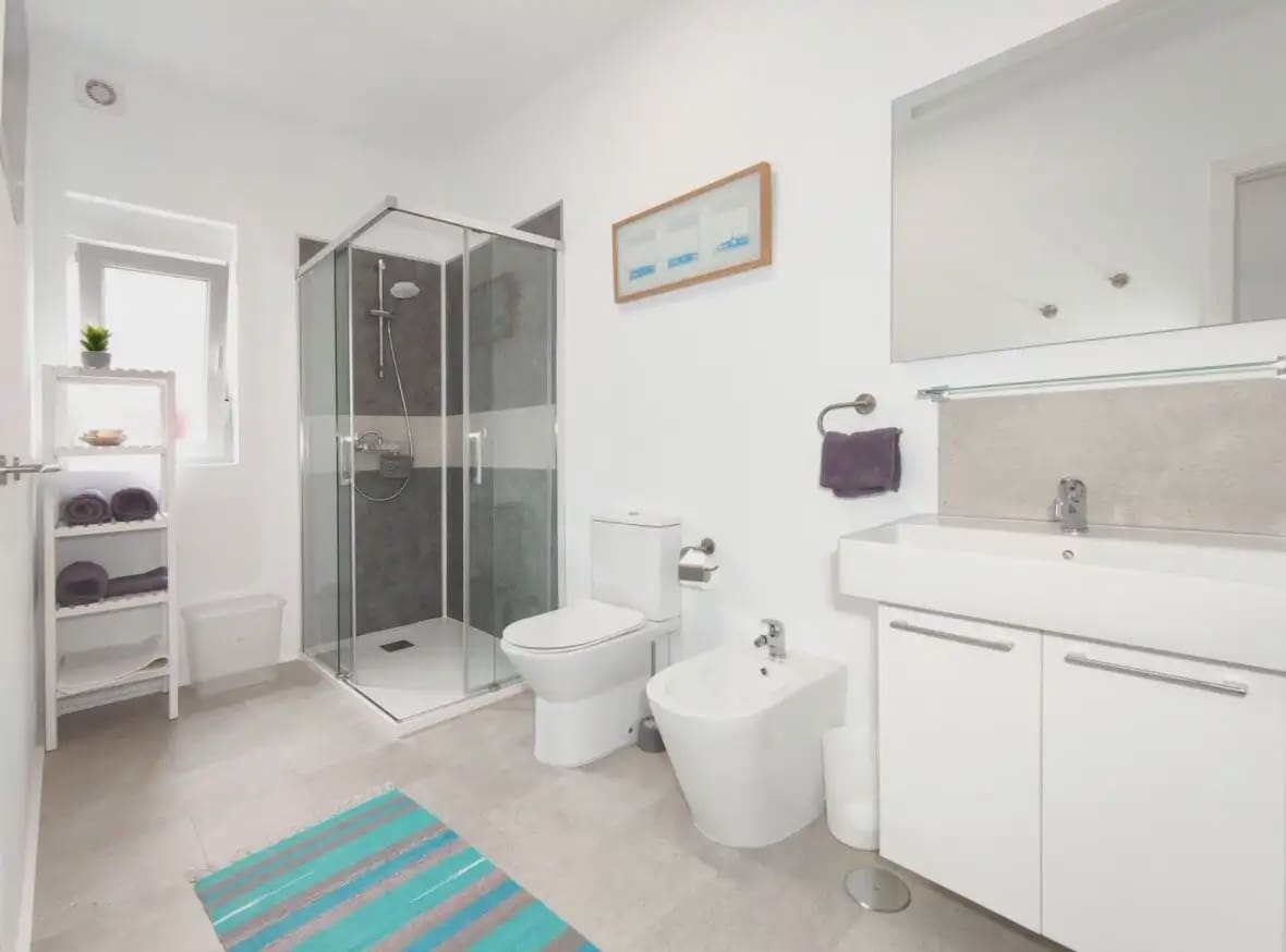 Estudio de 4 habitaciones en Puerto de la Cruz en venta - 1.100.000 € (Ref: 10021967)