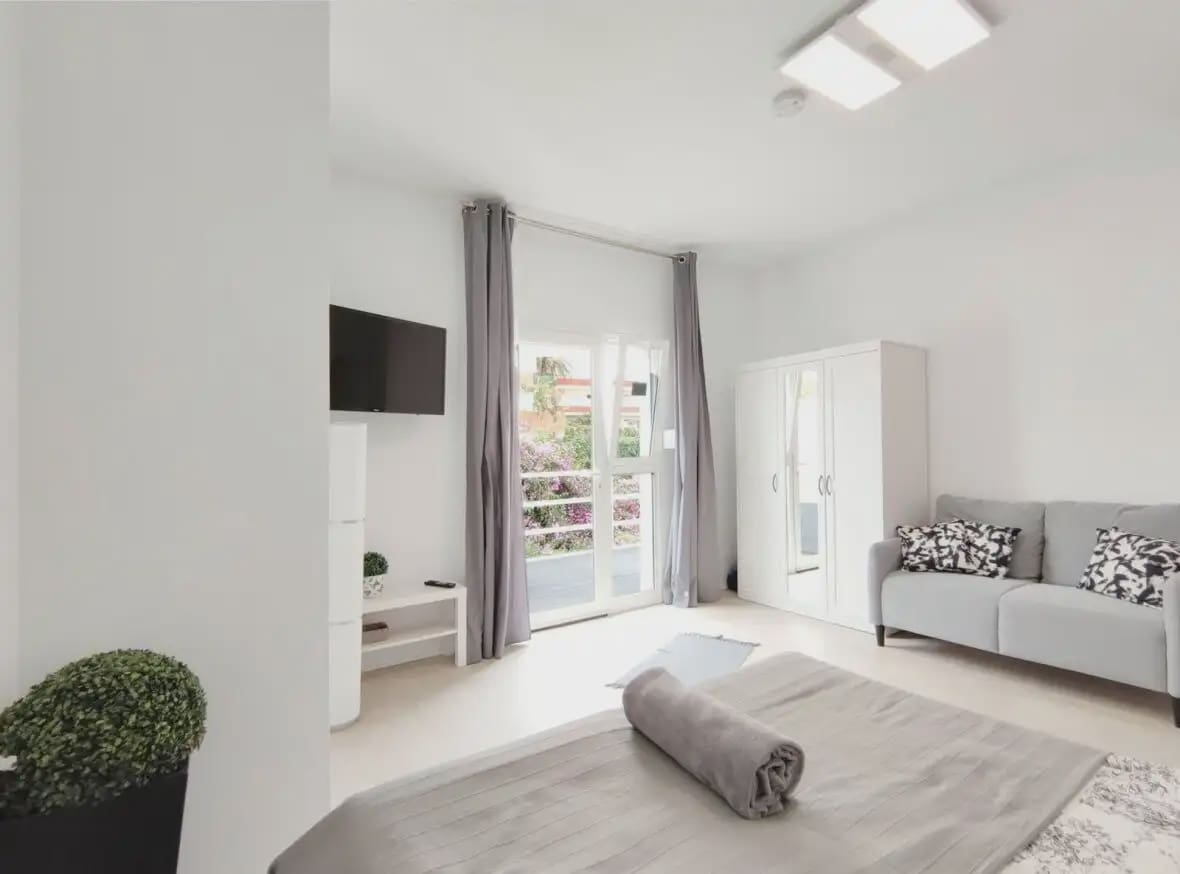 Estudio de 4 habitaciones en Puerto de la Cruz en venta - 1.100.000 € (Ref: 10021967)