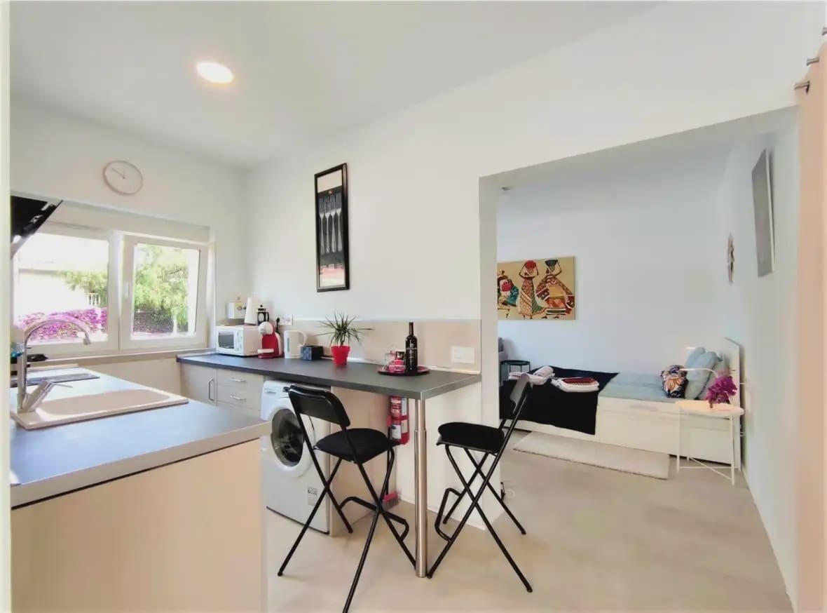 Estudio de 4 habitaciones en Puerto de la Cruz en venta - 1.100.000 € (Ref: 10021967)