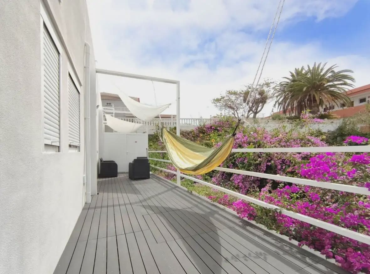Estudio de 4 habitaciones en Puerto de la Cruz en venta - 1.100.000 € (Ref: 10021967)