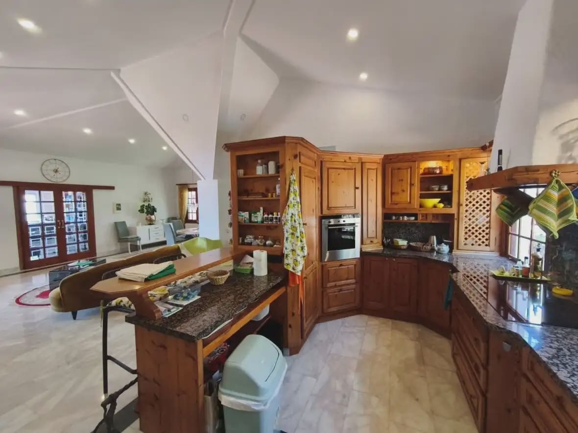 6 soveværelse Villa til salg i Tacoronte med garage - € 2.700.000 (Ref: 10021969)