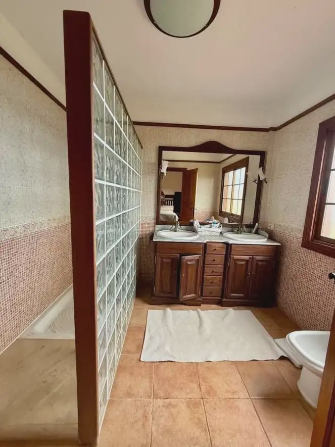 7 sovrum Finca/Hus på landet till salu i La Orotava med garage - 995 000 € (Ref: 10021971)