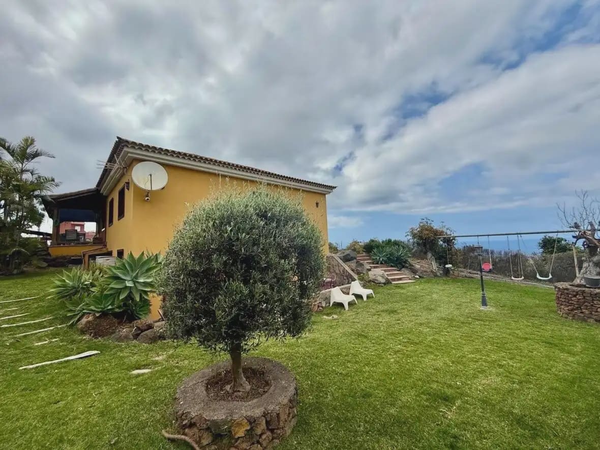 7 sovrum Finca/Hus på landet till salu i La Orotava med garage - 995 000 € (Ref: 10021971)