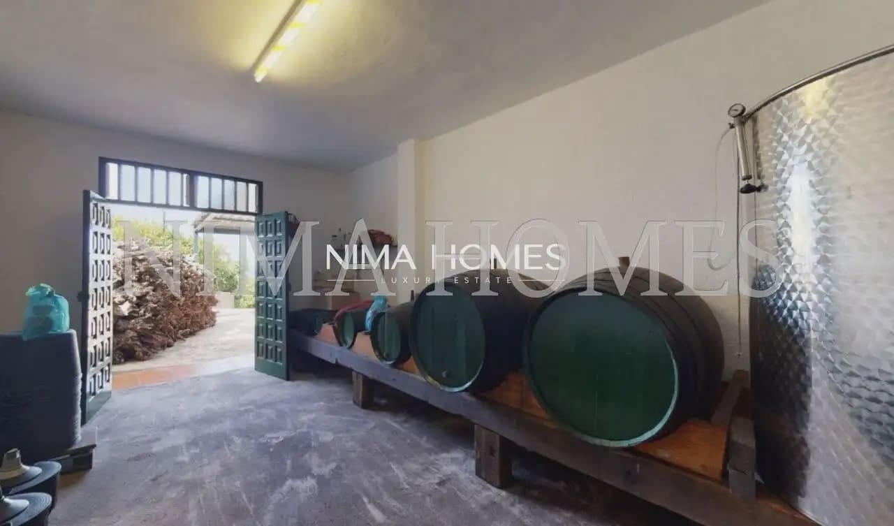 Finca/Casa Rural de 5 habitaciones en La Orotava en venta con piscina garaje - 870.000 € (Ref: 10021972)