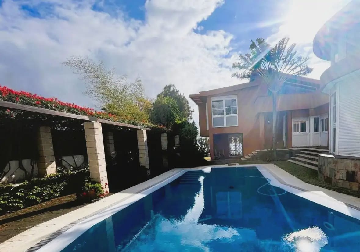 5 soveværelse Villa til salg i Tacoronte med garage - € 2.500.000 (Ref: 10021973)