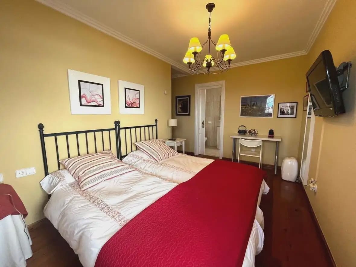 5 soveværelse Villa til salg i Tacoronte med garage - € 2.500.000 (Ref: 10021973)