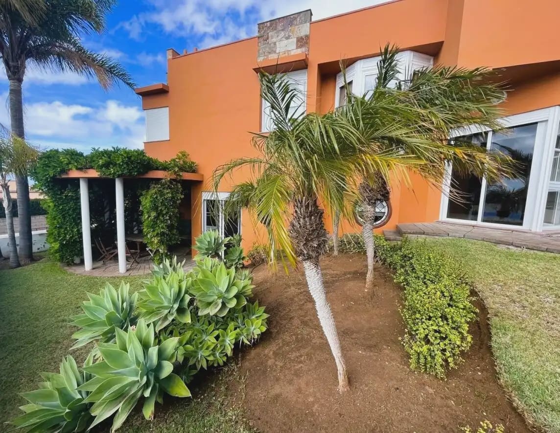 5 soveværelse Villa til salg i Tacoronte med garage - € 2.500.000 (Ref: 10021973)
