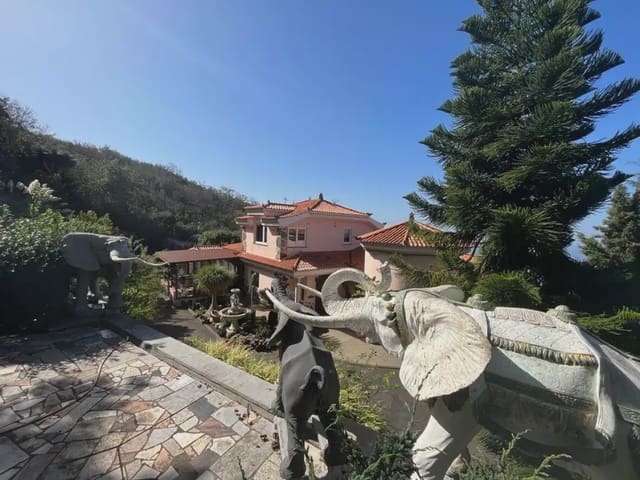 10 soveværelse Finca/Landehus til salg i La Orotava med garage - € 1.800.000 (Ref: 10029837)