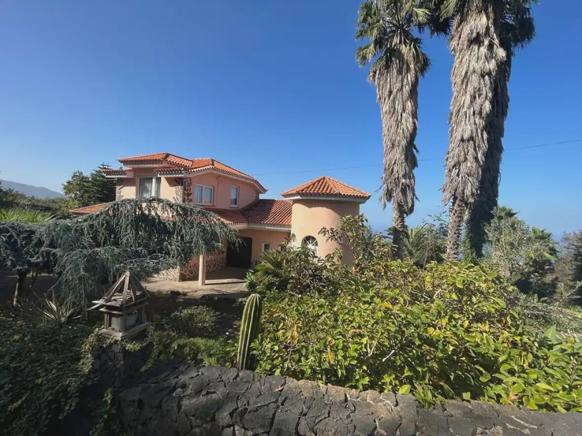 10 chambre Finca/Maison de Campagne à vendre à La Orotava avec garage - 1 800 000 € (Ref: 10029837)