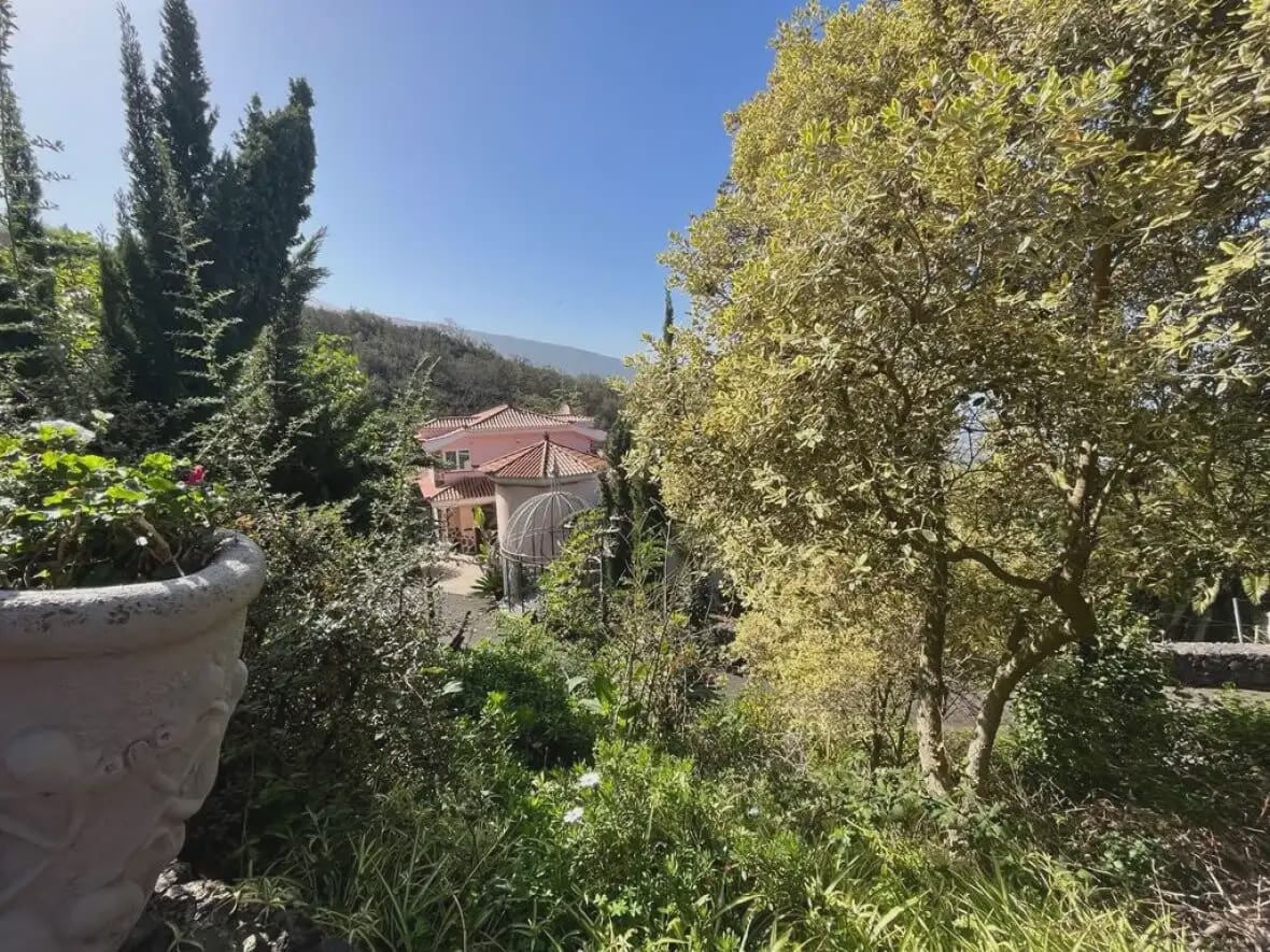 10 chambre Finca/Maison de Campagne à vendre à La Orotava avec garage - 1 800 000 € (Ref: 10029837)