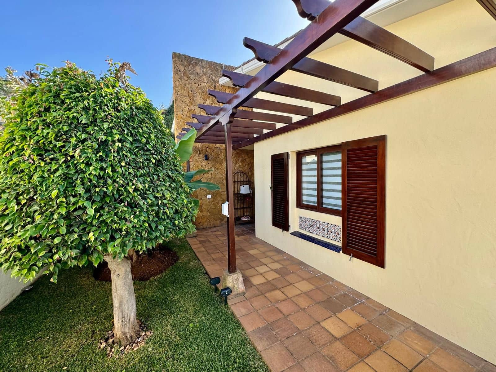 4 quarto Moradia para venda em El Sauzal com piscina garagem - 790 000 € (Ref: 8780235)