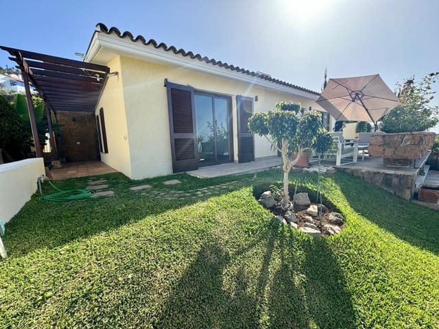 4 soverom Villa til salgs i El Sauzal med svømmebasseng garasje - € 790 000 (Ref: 8780235)