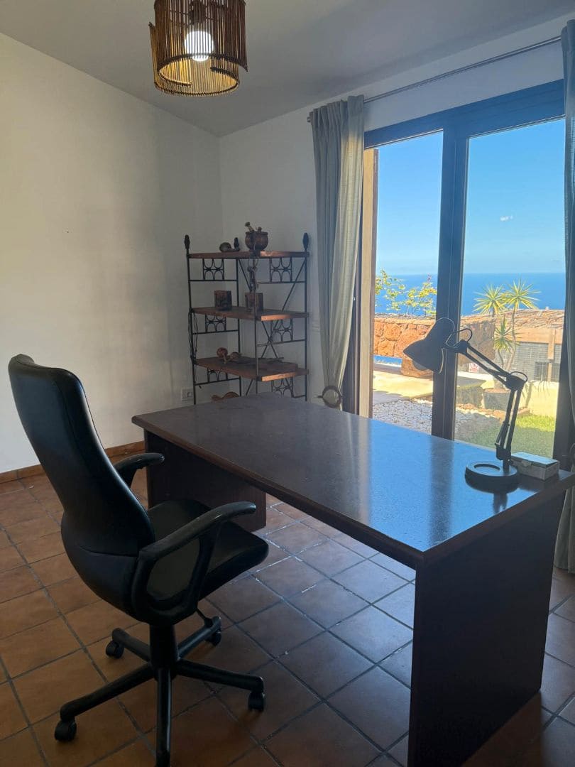 4 quarto Moradia para venda em El Sauzal com piscina garagem - 790 000 € (Ref: 8780235)