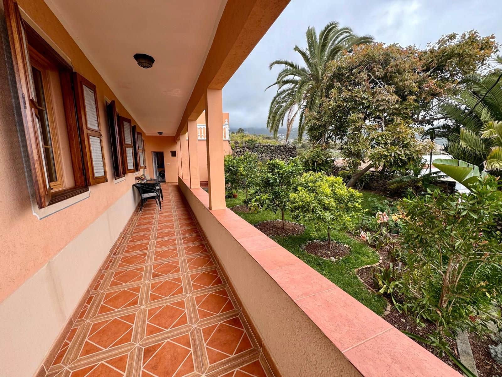 4 soveværelse Semi-Rækkehus til salg i Icod de los Vinos - € 395.000 (Ref: 8940340)