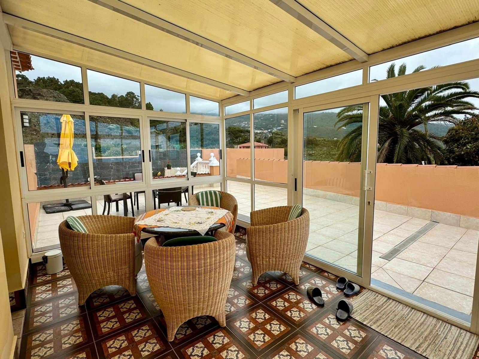 4 soveværelse Semi-Rækkehus til salg i Icod de los Vinos - € 395.000 (Ref: 8940340)