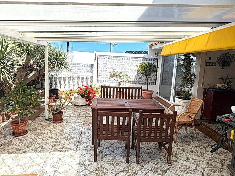 2 sypialnia Bungalow na sprzedaż w Los Realejos z garażem - 385 000 € (Ref: 8940353)