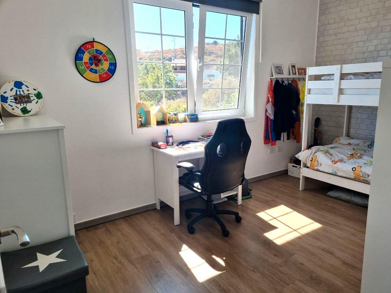 6 soveværelse Finca/Landehus til salg i Icod de los Vinos med garage - € 799.000 (Ref: 9030922)