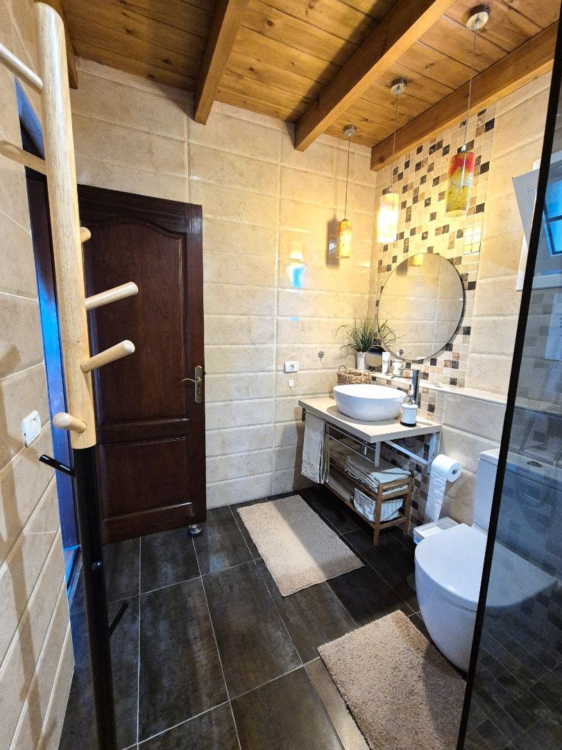 6 soveværelse Finca/Landehus til salg i Icod de los Vinos med garage - € 799.000 (Ref: 9030922)