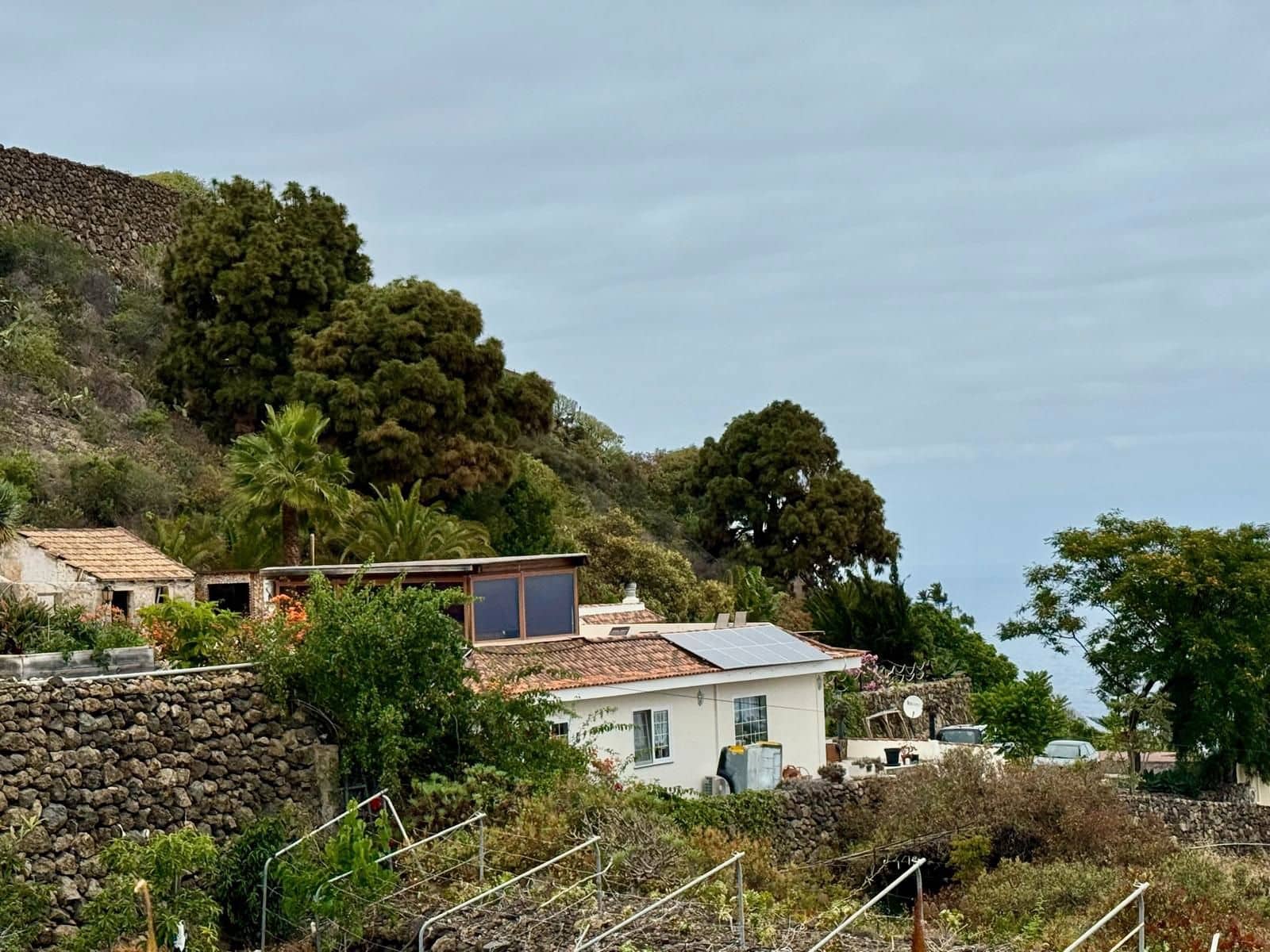 6 soveværelse Finca/Landehus til salg i Icod de los Vinos med garage - € 799.000 (Ref: 9030922)