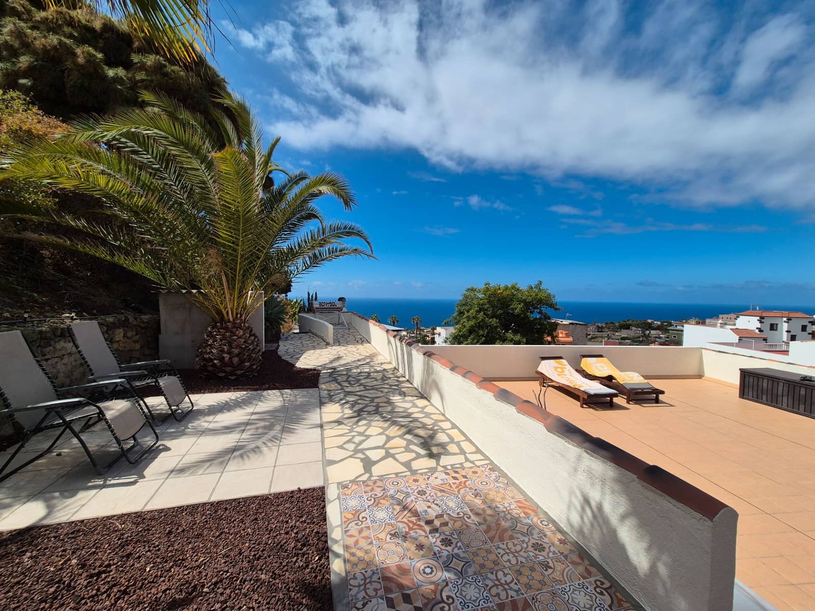 6 soveværelse Finca/Landehus til salg i Icod de los Vinos med garage - € 799.000 (Ref: 9030922)