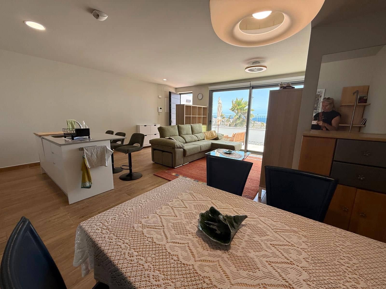 2 bedroom Apartment for sale in Arico with pool garage - € 349,000 (Ref: 9130514)