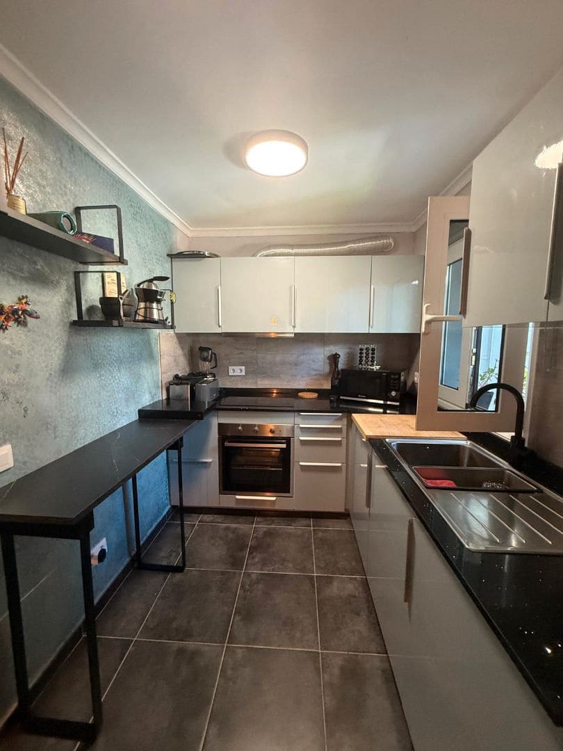 5 slaapkamer Villa te koop in Tacoronte met garage - € 399.000 (Ref: 9143674)