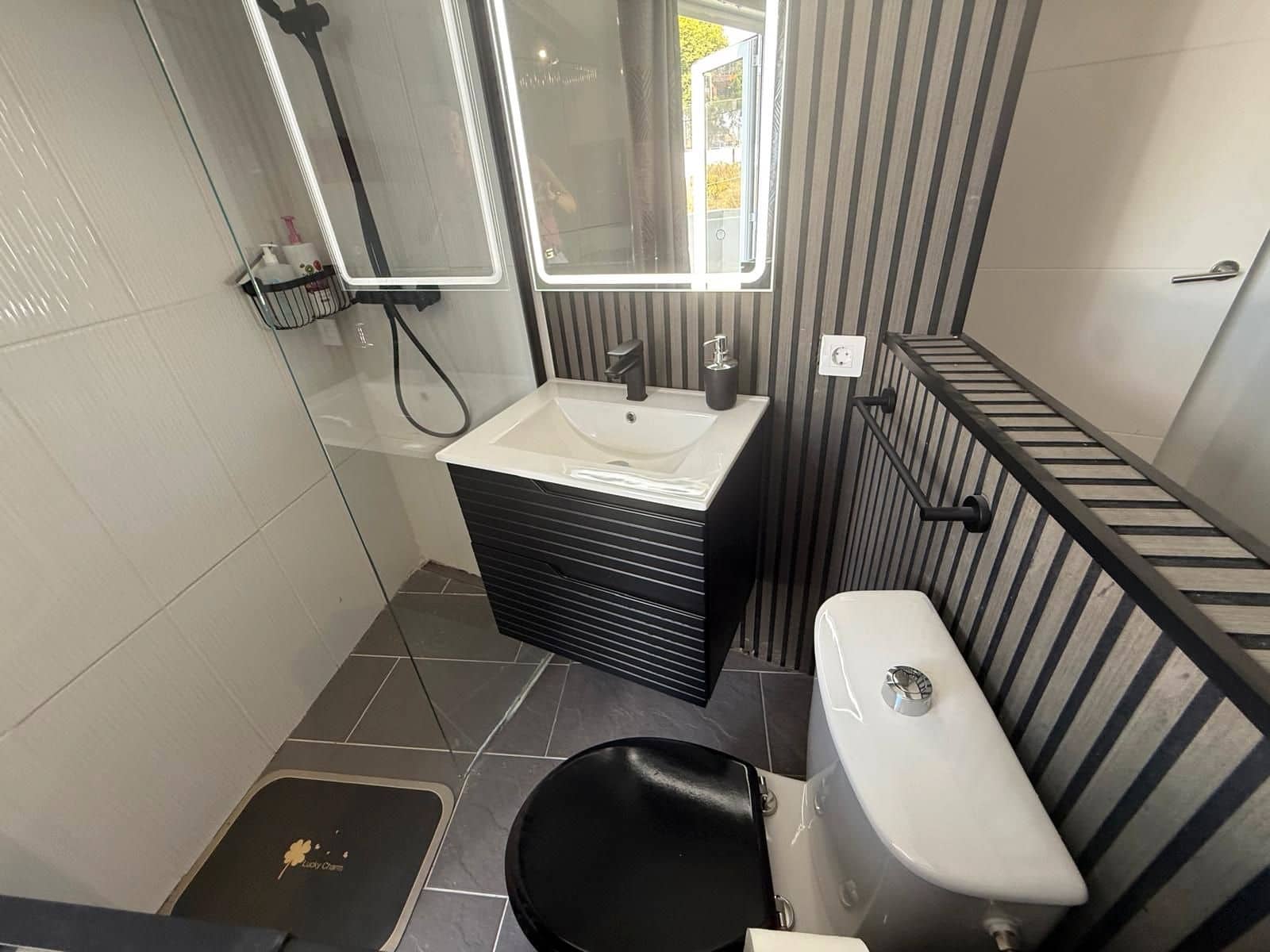 5 slaapkamer Villa te koop in Tacoronte met garage - € 399.000 (Ref: 9143674)