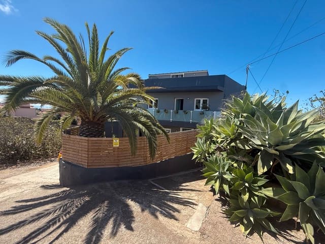 5 slaapkamer Villa te koop in Tacoronte met garage - € 399.000 (Ref: 9143674)