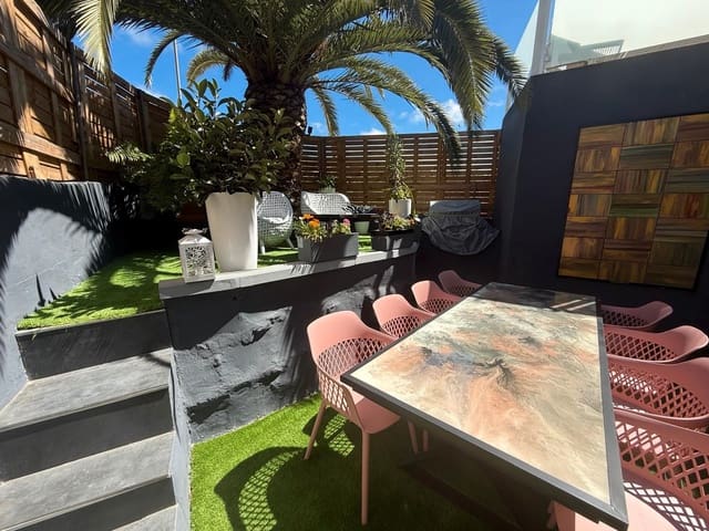 5 slaapkamer Villa te koop in Tacoronte met garage - € 399.000 (Ref: 9143674)