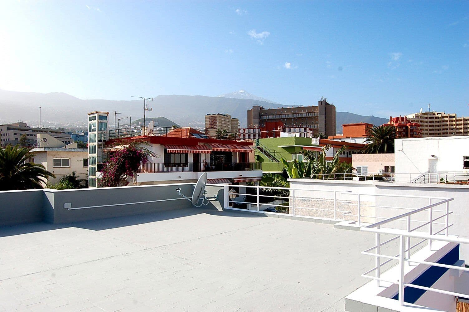 2 quarto Bungalow para venda em Puerto de la Cruz com garagem - 580 000 € (Ref: 9167199)