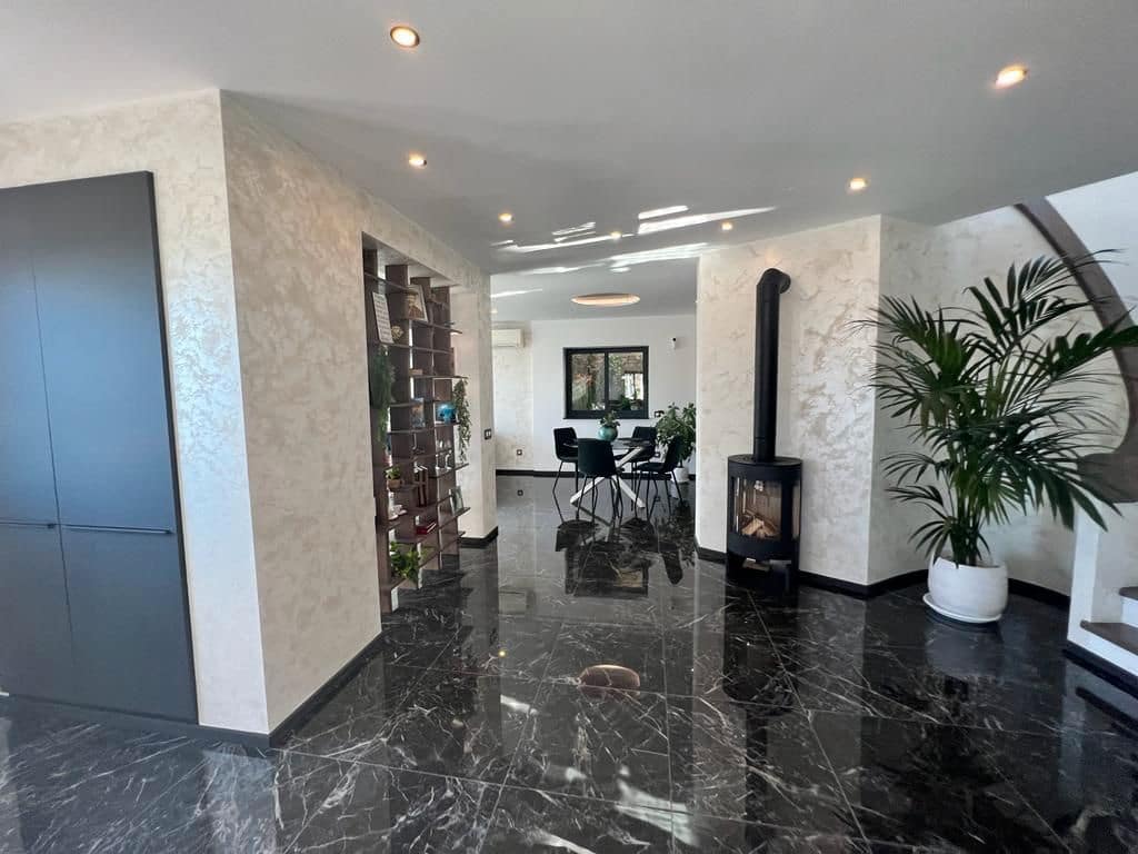 2 soveværelse Villa til salg i Guia de Isora med garage - € 619.000 (Ref: 9210497)