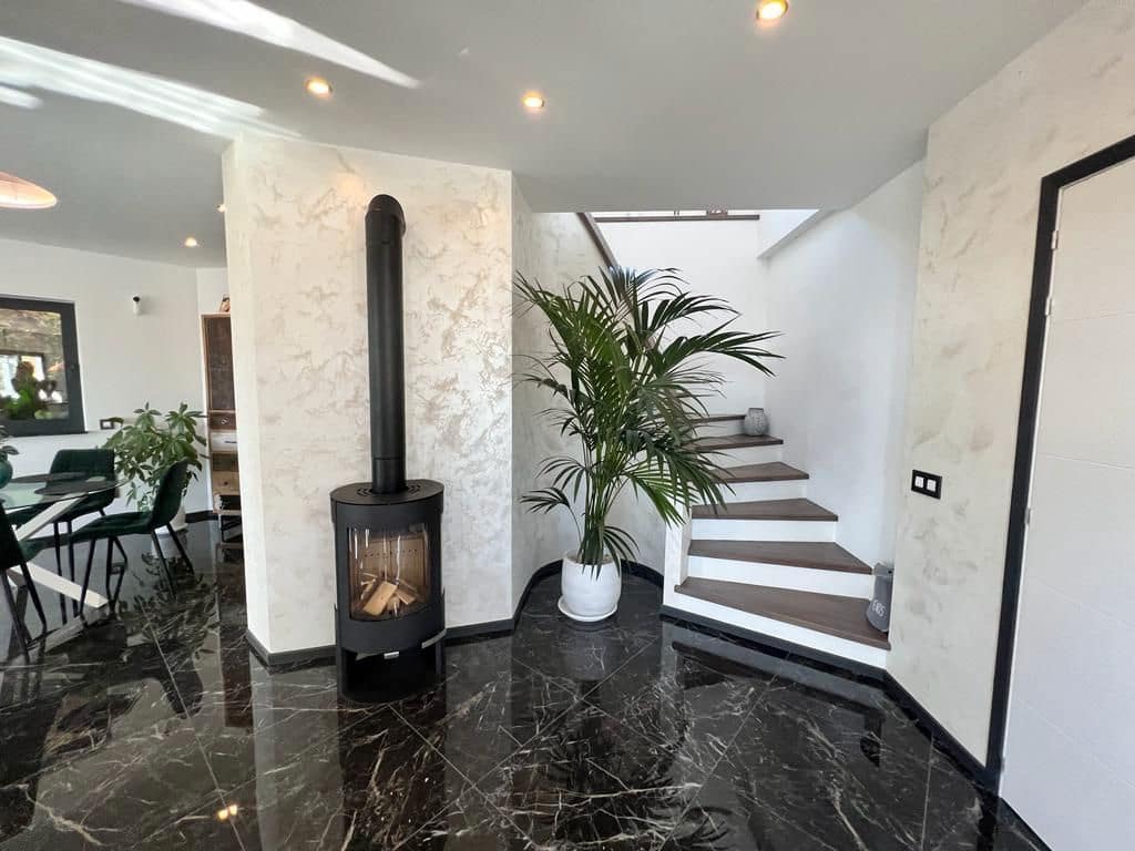 2 soveværelse Villa til salg i Guia de Isora med garage - € 619.000 (Ref: 9210497)