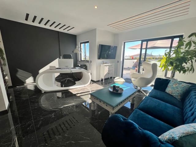 2 soveværelse Villa til salg i Guía de Isora med garage - € 619.000 (Ref: 9210497)