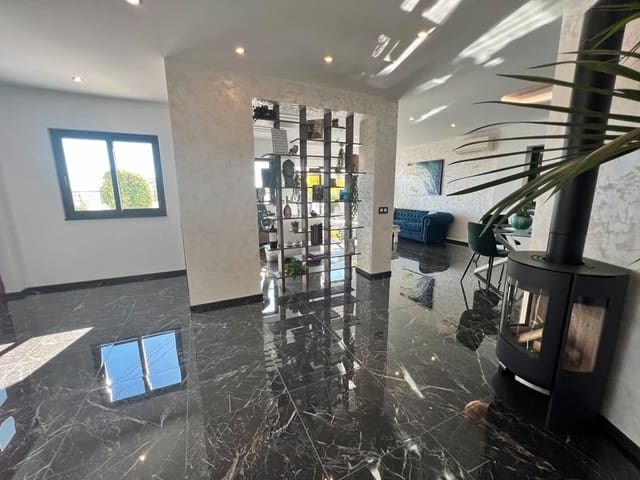 2 soveværelse Villa til salg i Guía de Isora med garage - € 619.000 (Ref: 9210497)