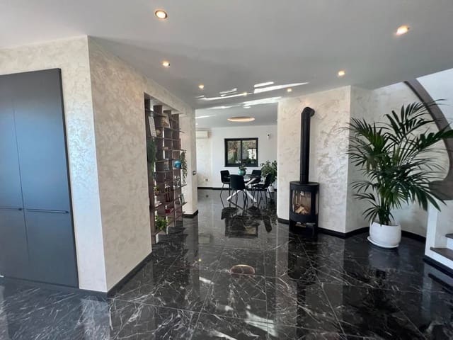 2 soveværelse Villa til salg i Guía de Isora med garage - € 619.000 (Ref: 9210497)