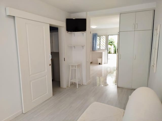 Studio te koop in Puerto de la Cruz - € 165.000 (Ref: 9305371)