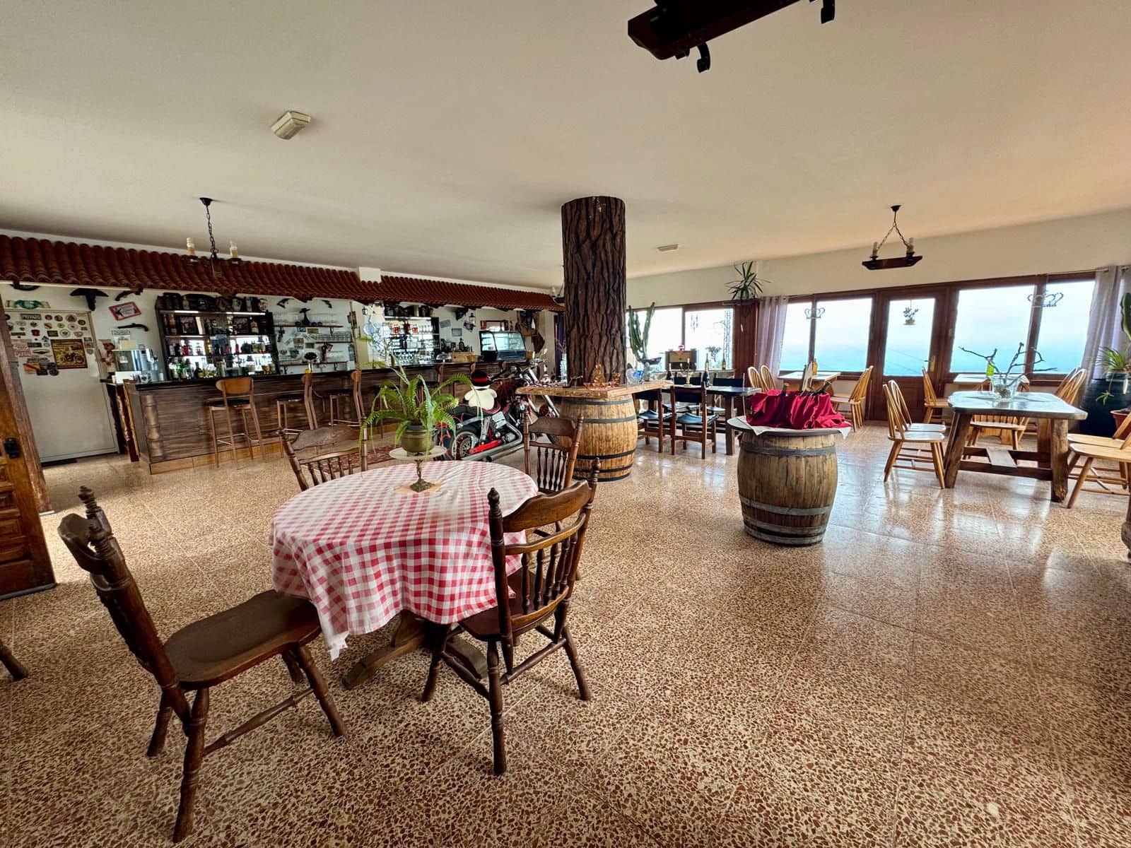 7 quarto Hotel para venda em Los Realejos - 1 300 000 € (Ref: 9305372)