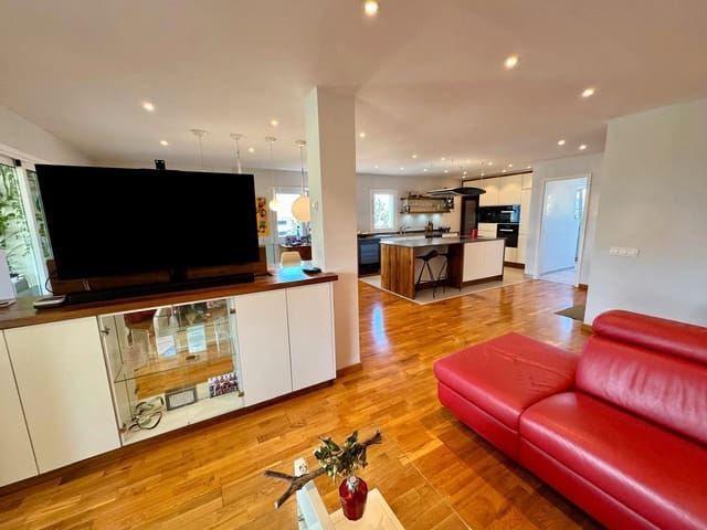 4 slaapkamer Huis te koop in Puerto de la Cruz met garage - € 1.100.000 (Ref: 9322860)