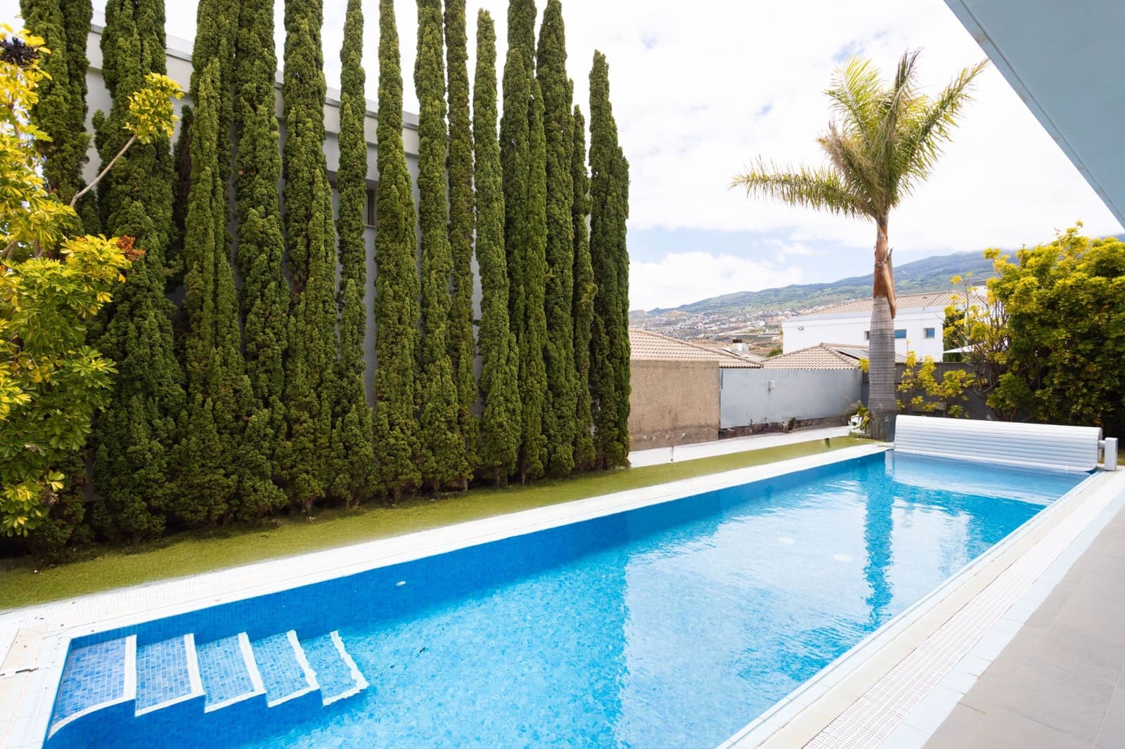 4 chambre Villa/Maison à vendre à Santa Ursula avec piscine garage - 875 000 € (Ref: 9356989)