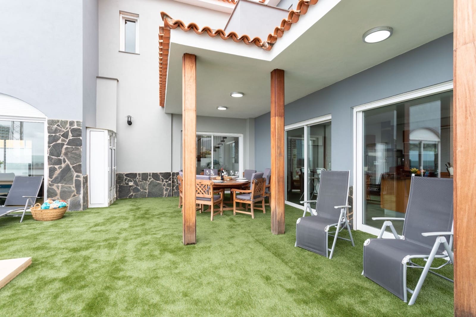 7 quarto Moradia para venda em Puerto de la Cruz com piscina garagem - 1 800 000 € (Ref: 9357787)