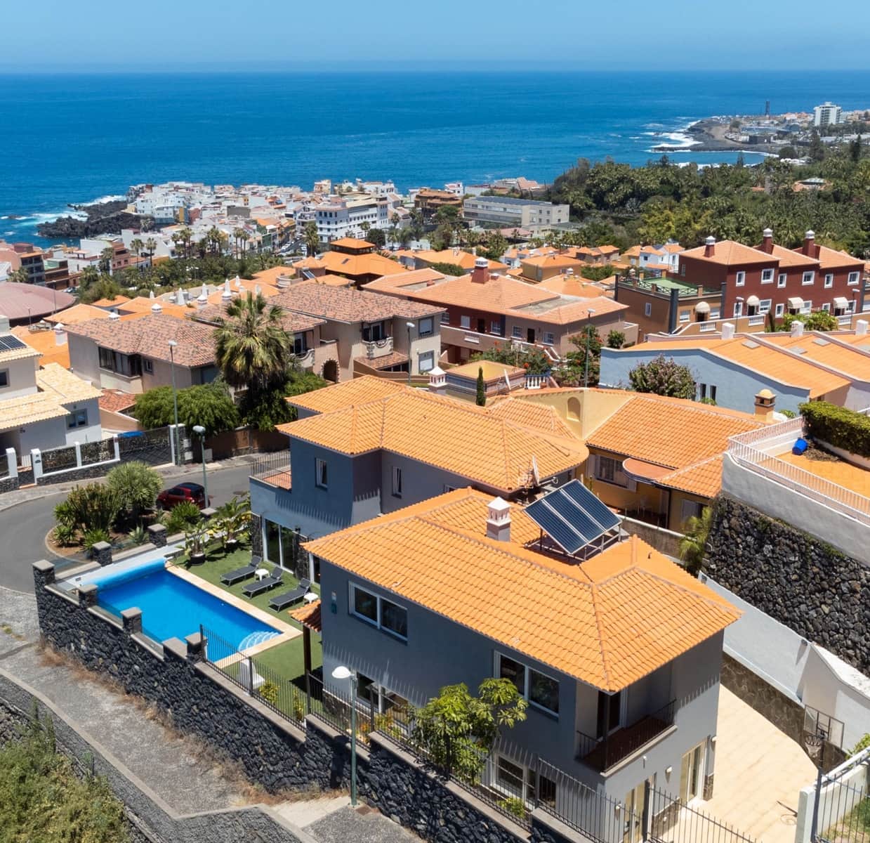 7 quarto Moradia para venda em Puerto de la Cruz com piscina garagem - 1 800 000 € (Ref: 9357787)