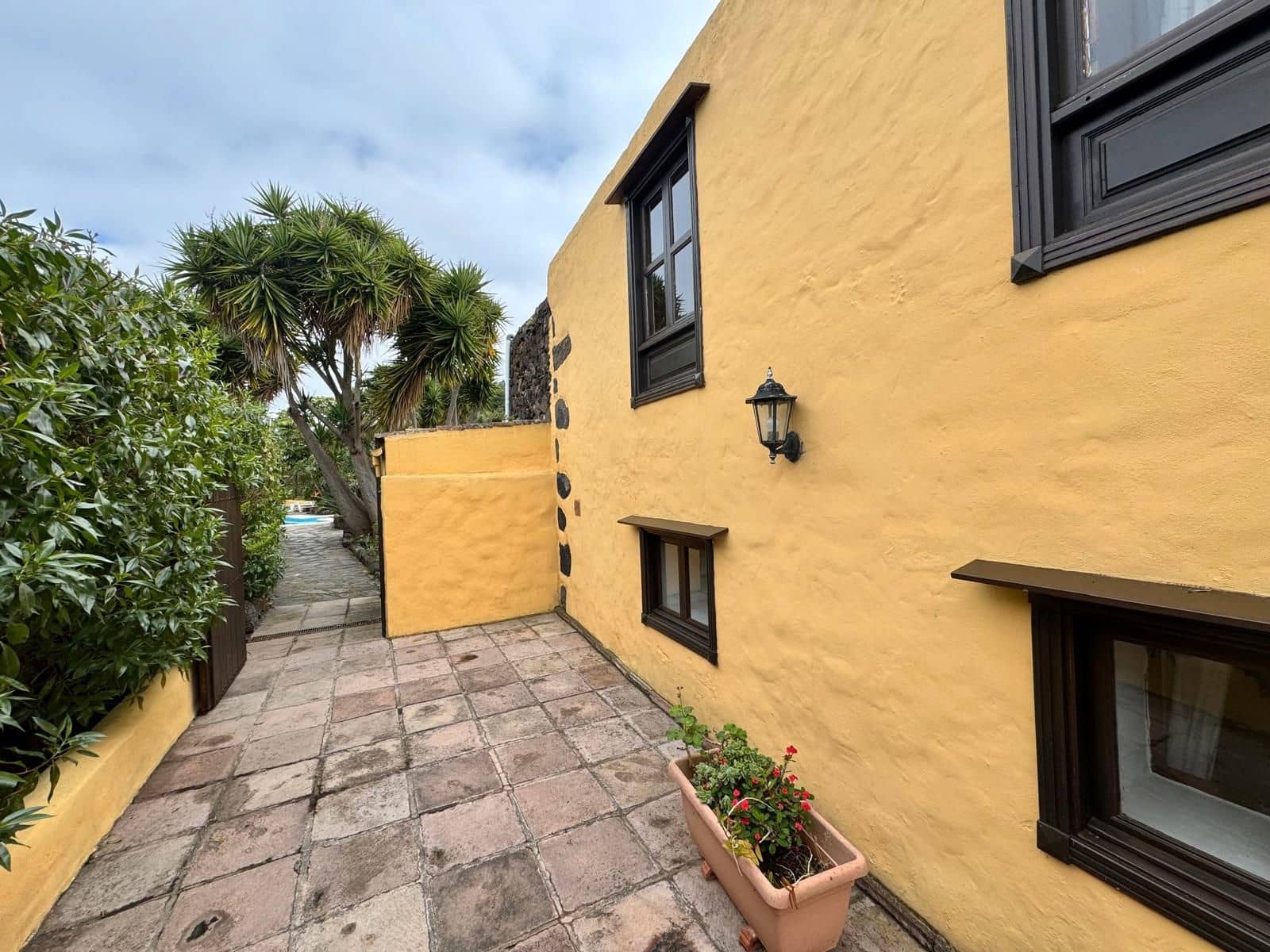 4 slaapkamer Finca/Landhuis te koop in Icod de los Vinos met zwembad - € 690.000 (Ref: 9452988)