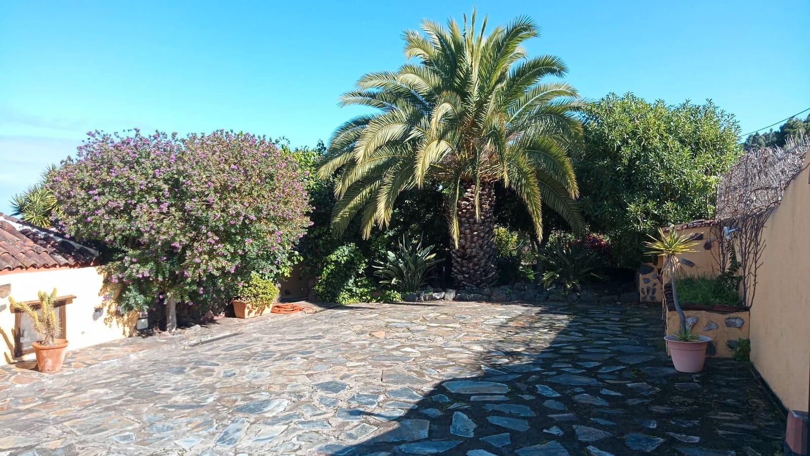 4 bedroom Finca/Country House for sale in Icod de los Vinos with pool - € 690,000 (Ref: 9452988)