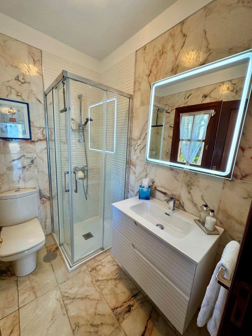 5 bedroom Villa for sale in Tacoronte with pool garage - € 1,995,000 (Ref: 9486571)